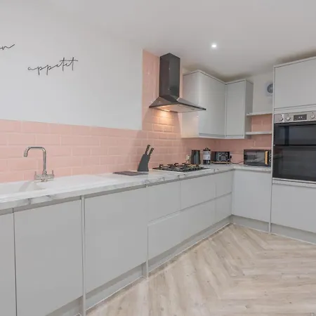 4 Bedroom House By Primal Estates Short Lets In Brighton Exterior photo