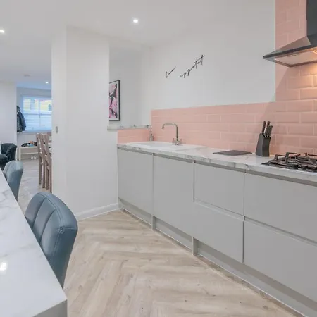 4 Bedroom House By Primal Estates Short Lets In Brighton Exterior photo