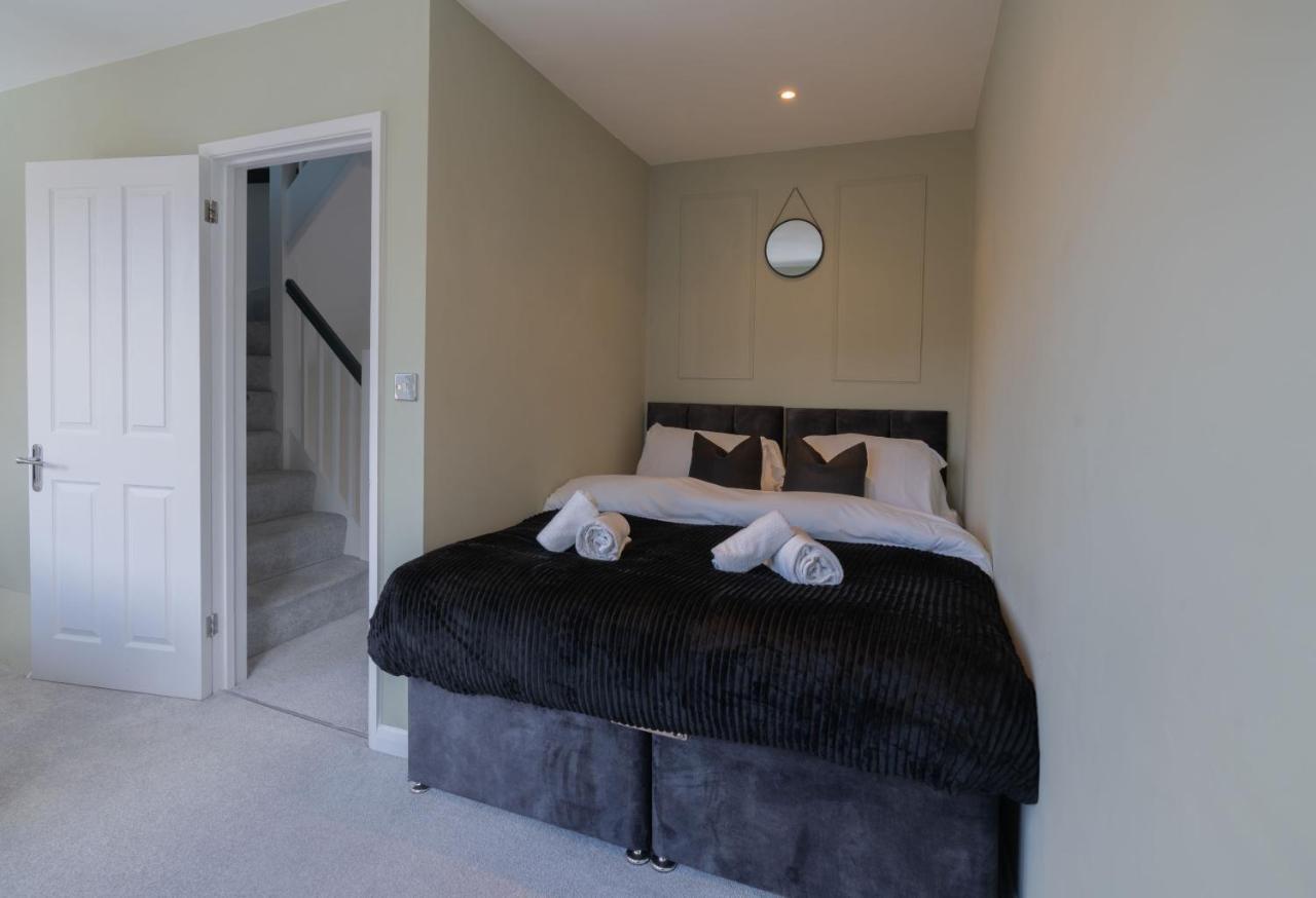 4 Bedroom House By Primal Estates Short Lets In *
