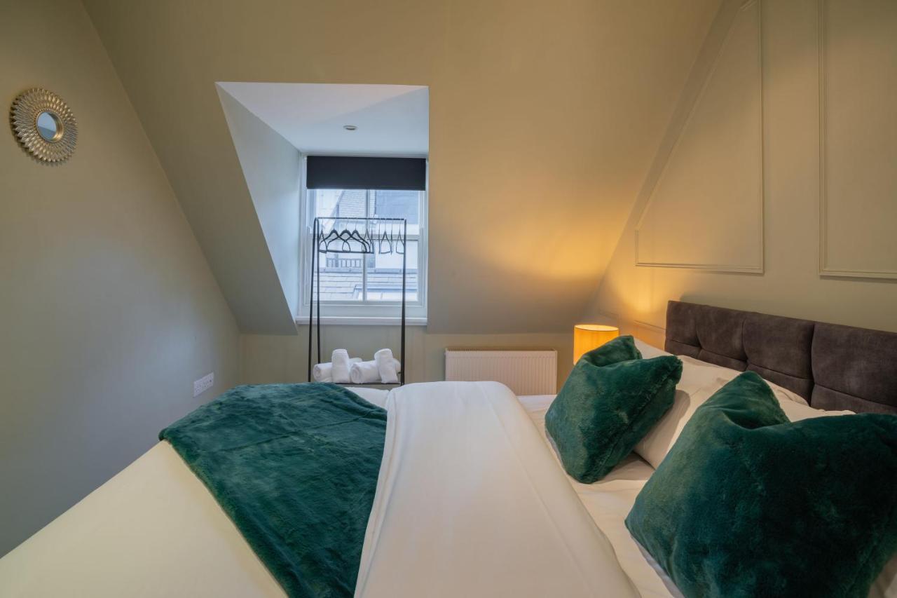 Apartamento 4 Bedroom House By Primal Estates Short Lets In *