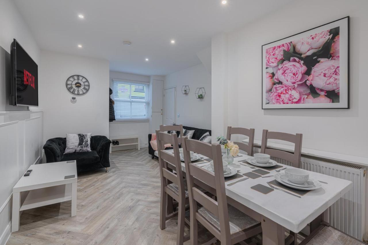 4 Bedroom House By Primal Estates Short Lets In Apartment *
